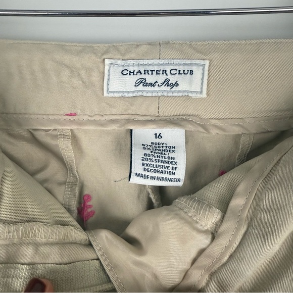 Charter Club Women’s Embroidered Anchor Print Shorts – Size 16 - Picture 4 of 5